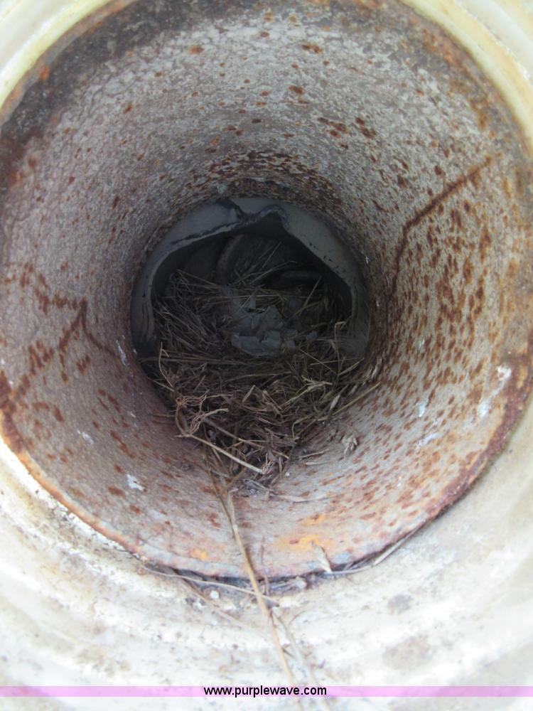 image for item I1992 Trailer mounted water pump