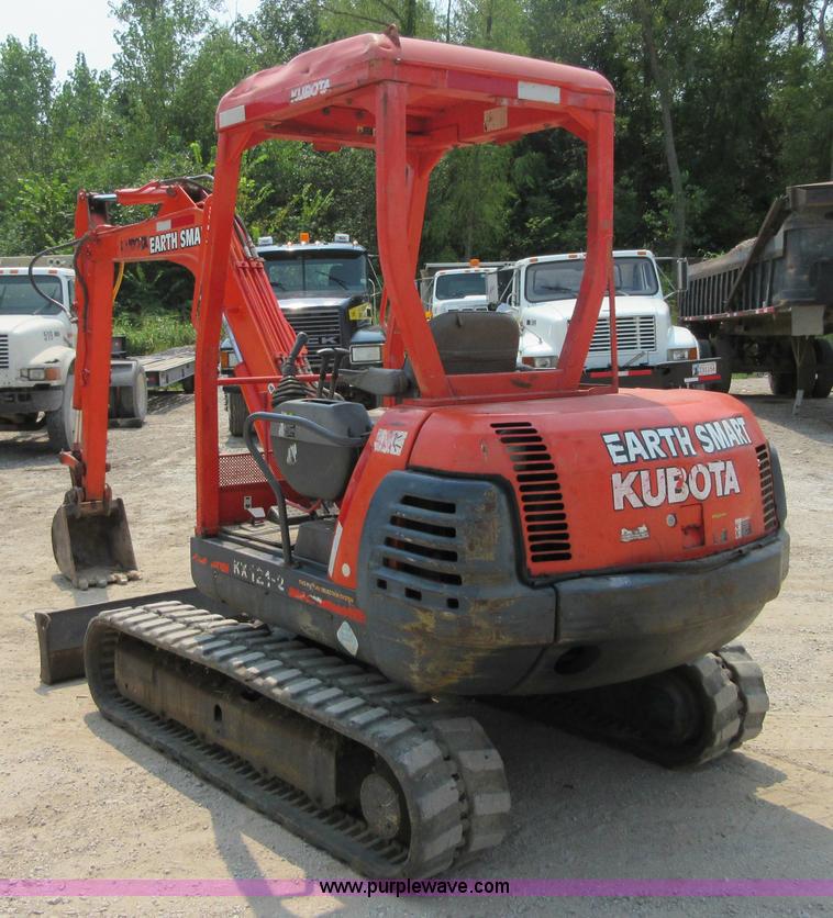 image for item I2001 1998 Kubota KX121-2 compact excavator