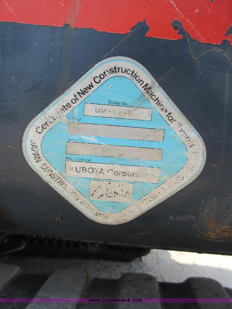 image for item I2001 1998 Kubota KX121-2 compact excavator