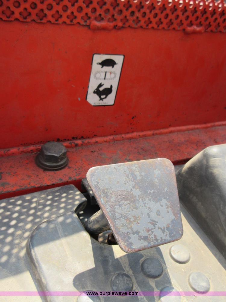 image for item I2001 1998 Kubota KX121-2 compact excavator