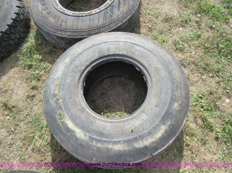 image for item I6465 (11) tires