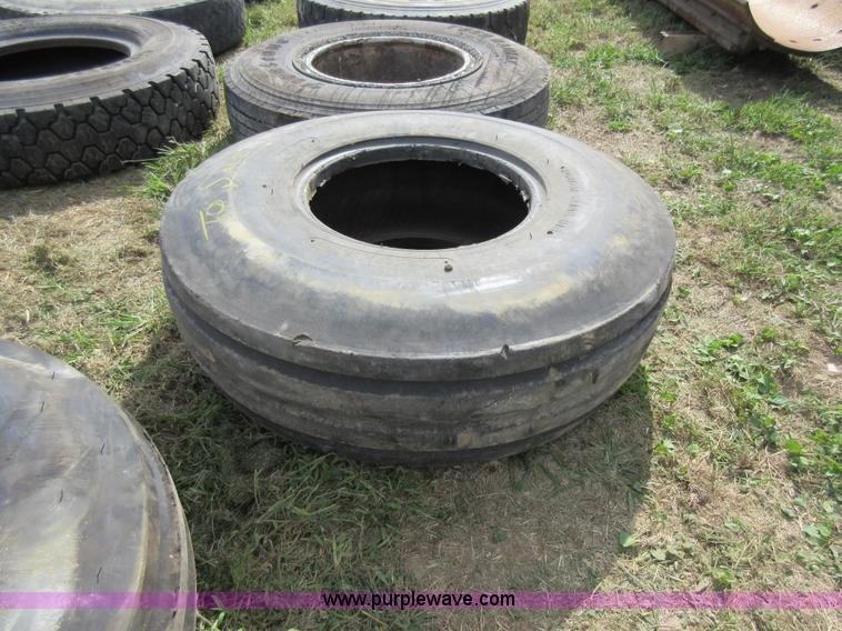 image for item I6465 (11) tires