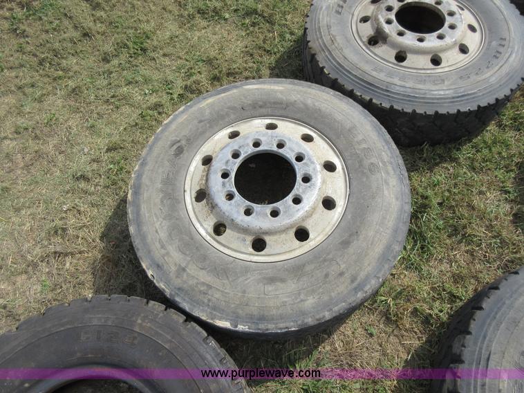 image for item I6465 (11) tires