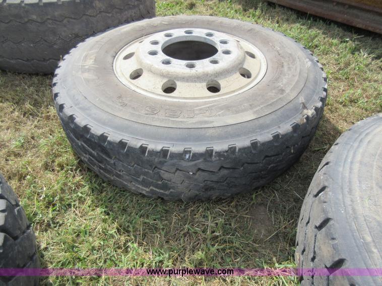 image for item I6465 (11) tires