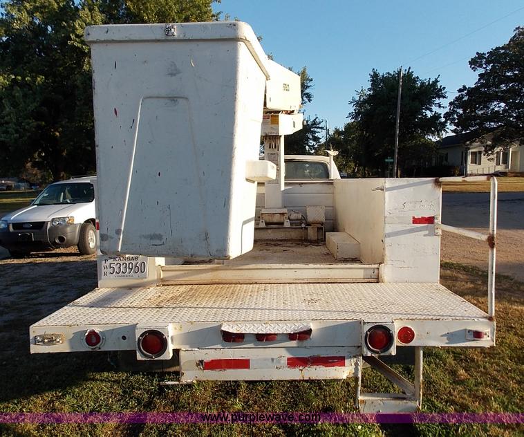 image for item J2703 1991 Ford F450 Super Duty bucket truck