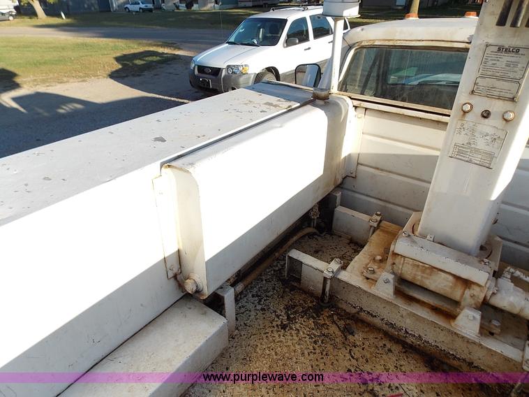 image for item J2703 1991 Ford F450 Super Duty bucket truck