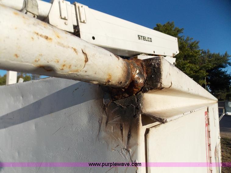 image for item J2703 1991 Ford F450 Super Duty bucket truck