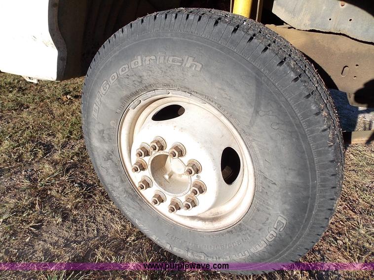 image for item J2703 1991 Ford F450 Super Duty bucket truck
