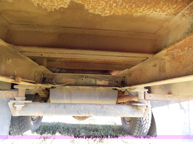 image for item J2703 1991 Ford F450 Super Duty bucket truck