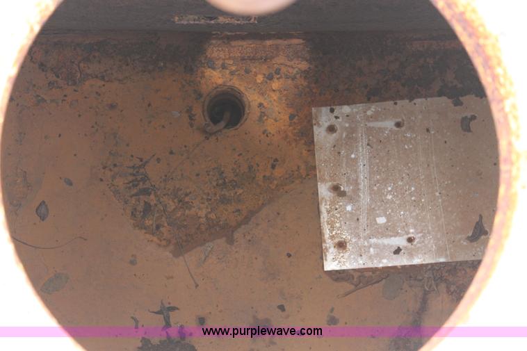 image for item J3624 1991 Ford F800 water truck