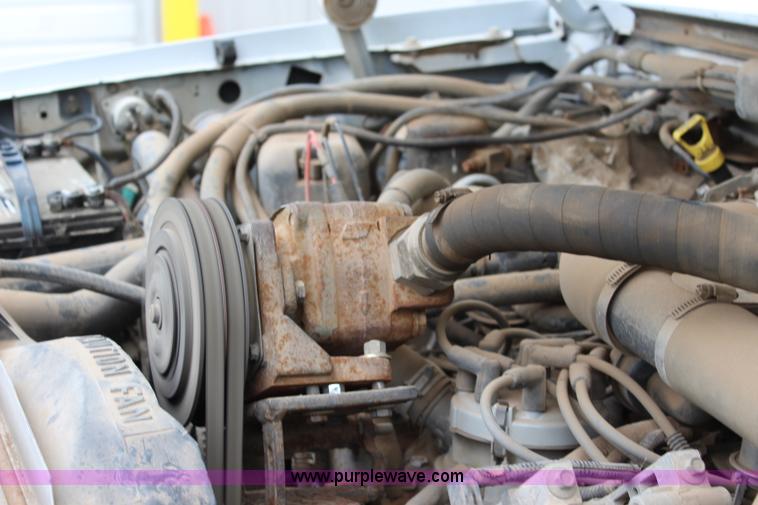 image for item J3628 1997 Ford F450 Super Duty dump flatbed truck