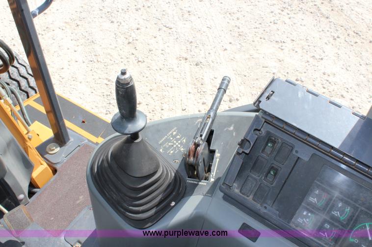 image for item J3721 1998 Case 580L backhoe