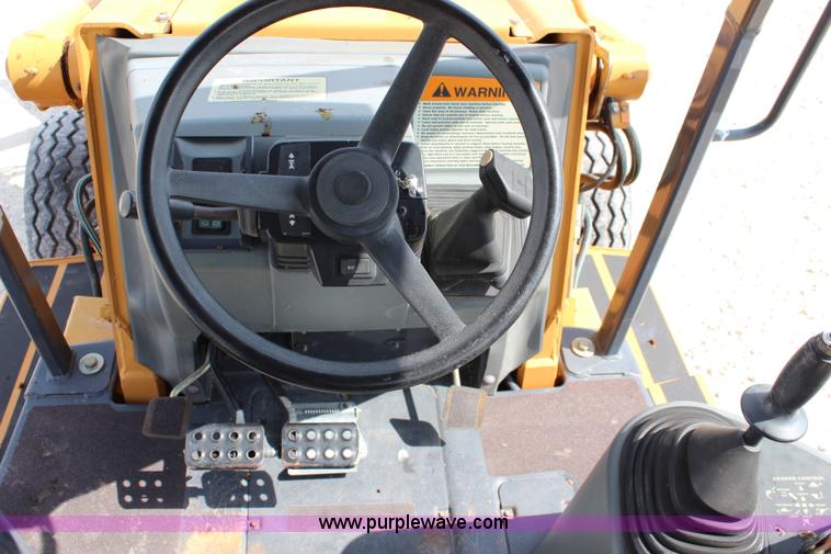 image for item J3721 1998 Case 580L backhoe