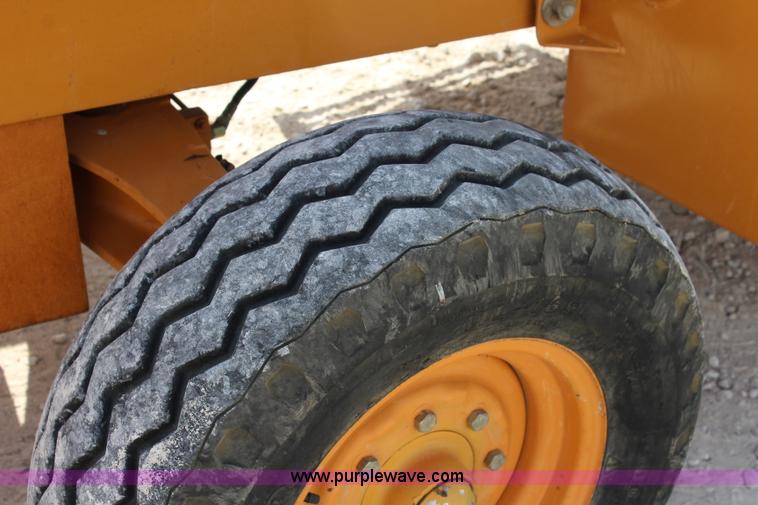 image for item J3721 1998 Case 580L backhoe