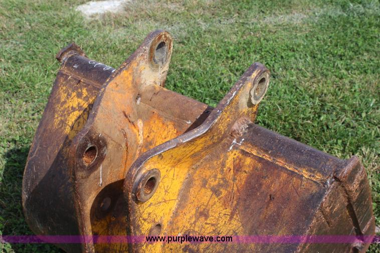 image for item J3721 1998 Case 580L backhoe