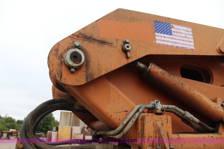 image for item J4369 Lull 644B-42 telehandler