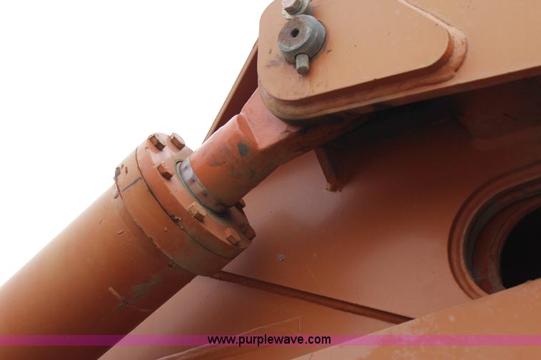 image for item J4369 Lull 644B-42 telehandler