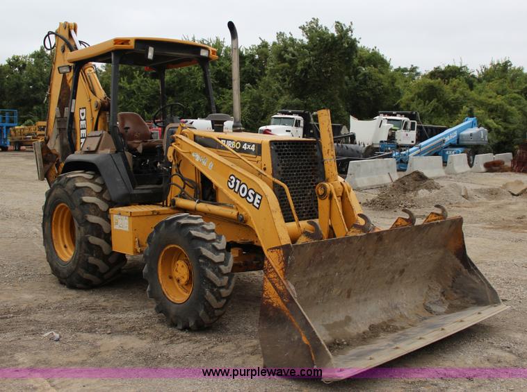 image for item J4370 2000 John Deere 310SE backhoe