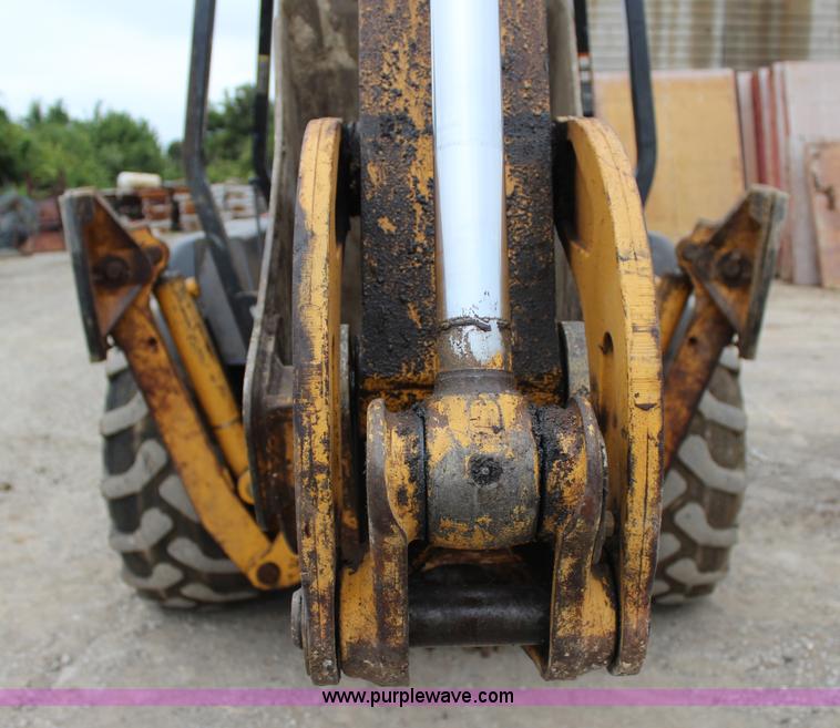 image for item J4370 2000 John Deere 310SE backhoe