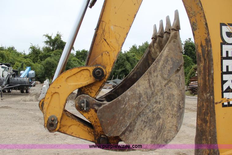 image for item J4370 2000 John Deere 310SE backhoe