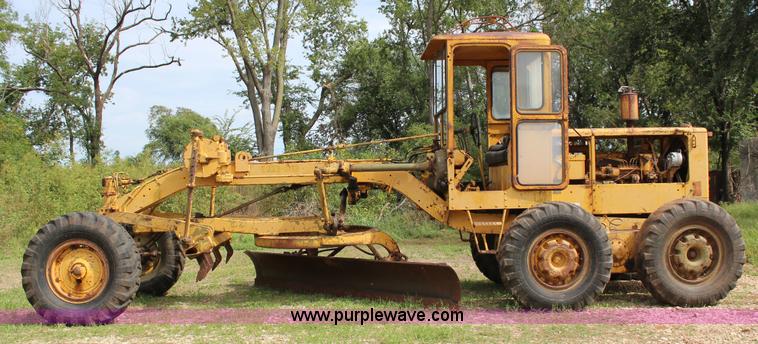 image for item J4394 1965 Caterpillar 12E rigid frame motor grader