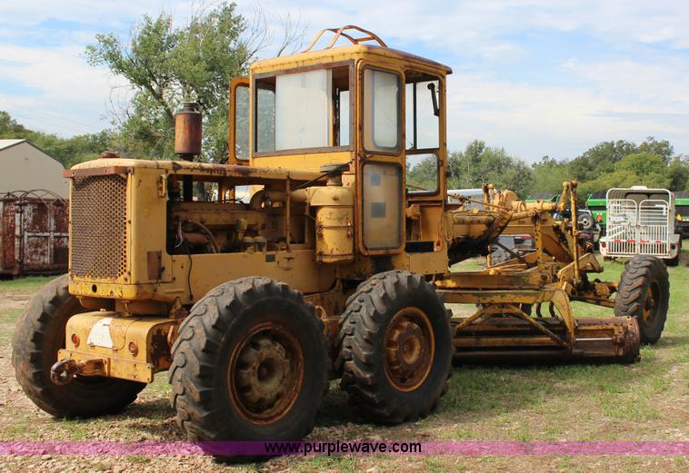 image for item J4394 1965 Caterpillar 12E rigid frame motor grader