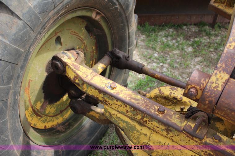 image for item J4394 1965 Caterpillar 12E rigid frame motor grader