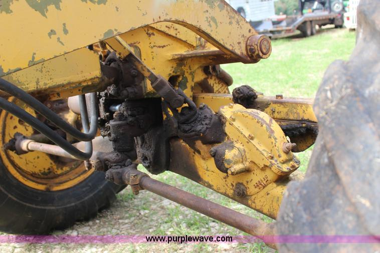 image for item J4394 1965 Caterpillar 12E rigid frame motor grader