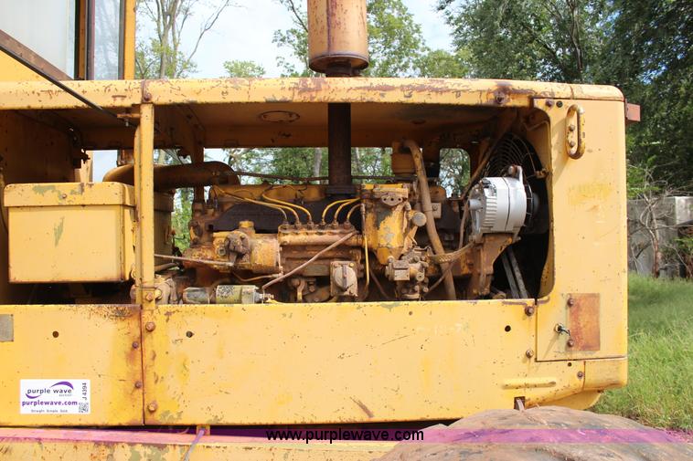 image for item J4394 1965 Caterpillar 12E rigid frame motor grader