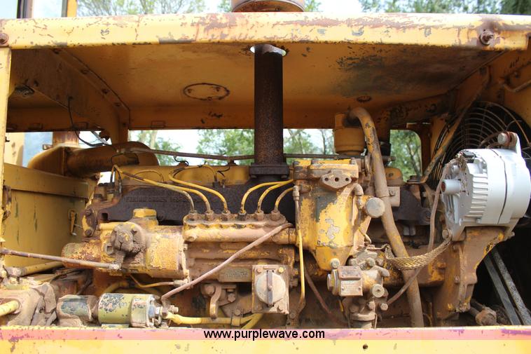 image for item J4394 1965 Caterpillar 12E rigid frame motor grader