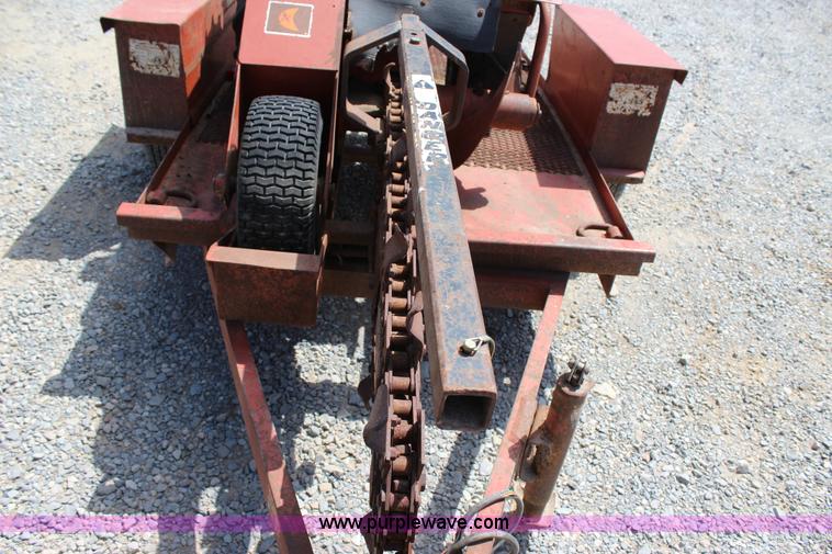 image for item J4412 Ditch Witch 1420KG trencher