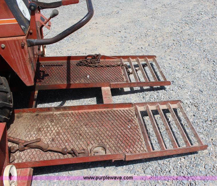 image for item J4412 Ditch Witch 1420KG trencher