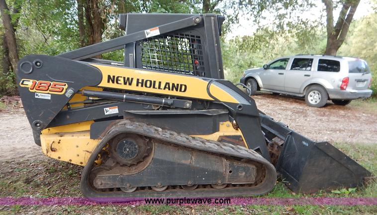 image for item J6376 2007 New Holland C185 skid steer