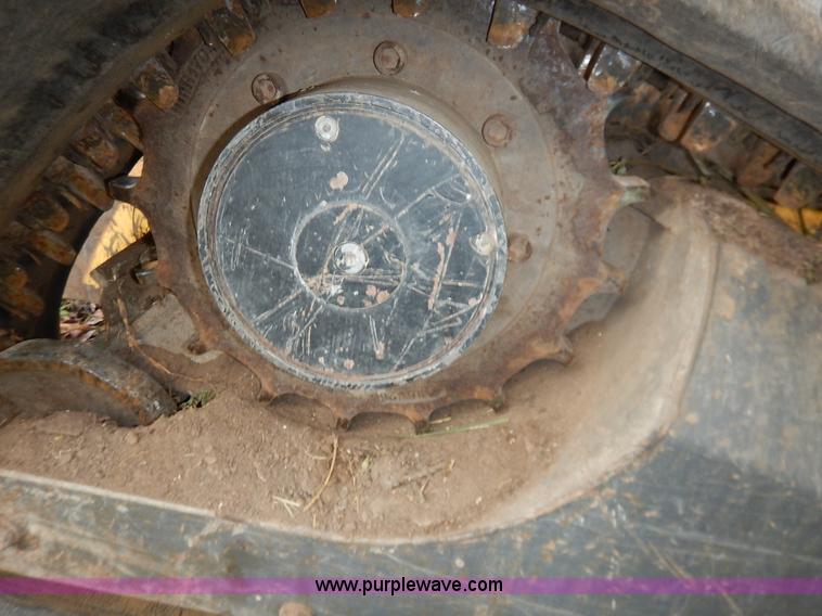 image for item J6376 2007 New Holland C185 skid steer