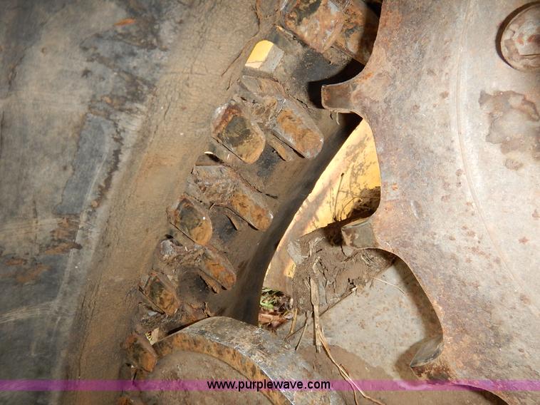 image for item J6376 2007 New Holland C185 skid steer