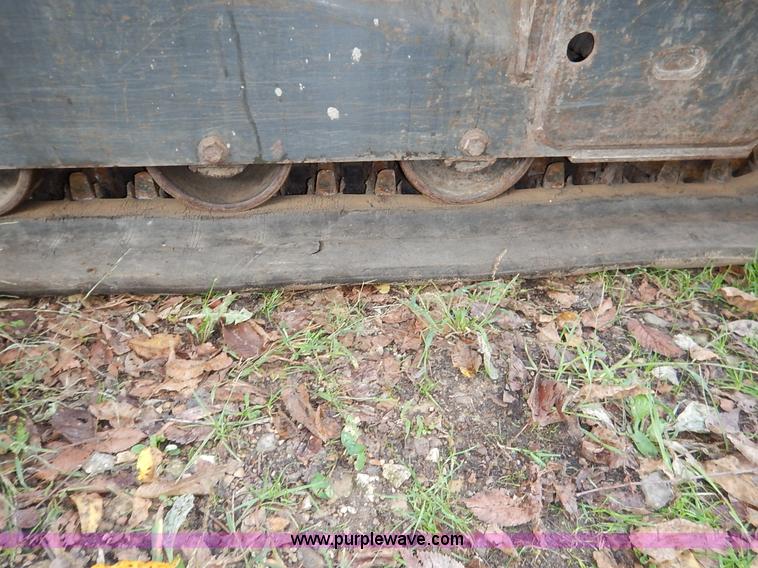 image for item J6376 2007 New Holland C185 skid steer