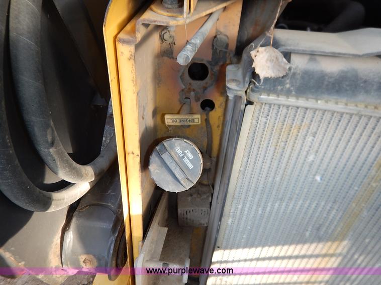 image for item J6376 2007 New Holland C185 skid steer