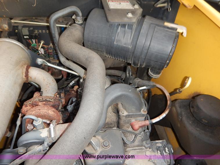 image for item J6376 2007 New Holland C185 skid steer