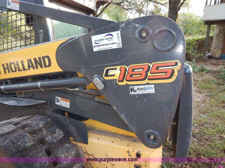 image for item J6376 2007 New Holland C185 skid steer