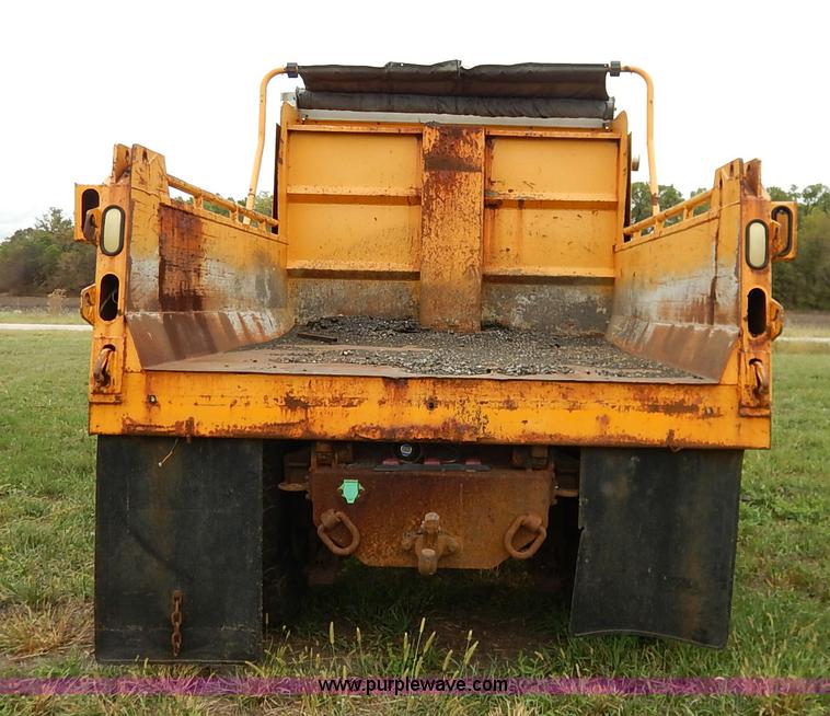 image for item J6378 2002 International 4900 Crew Cab dump truck