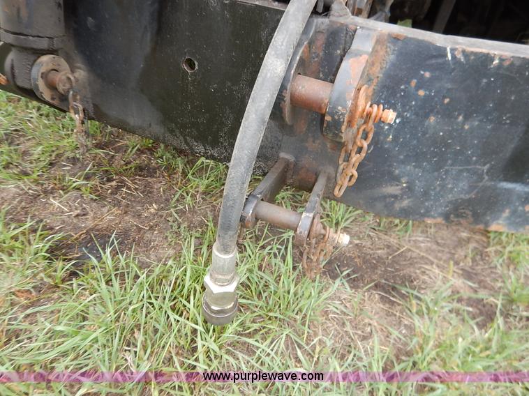 image for item J6378 2002 International 4900 Crew Cab dump truck