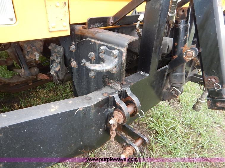 image for item J6378 2002 International 4900 Crew Cab dump truck