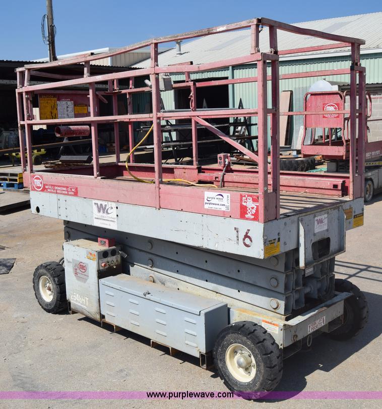image for item J7230 1997 Mec 2548 HT scissor lift