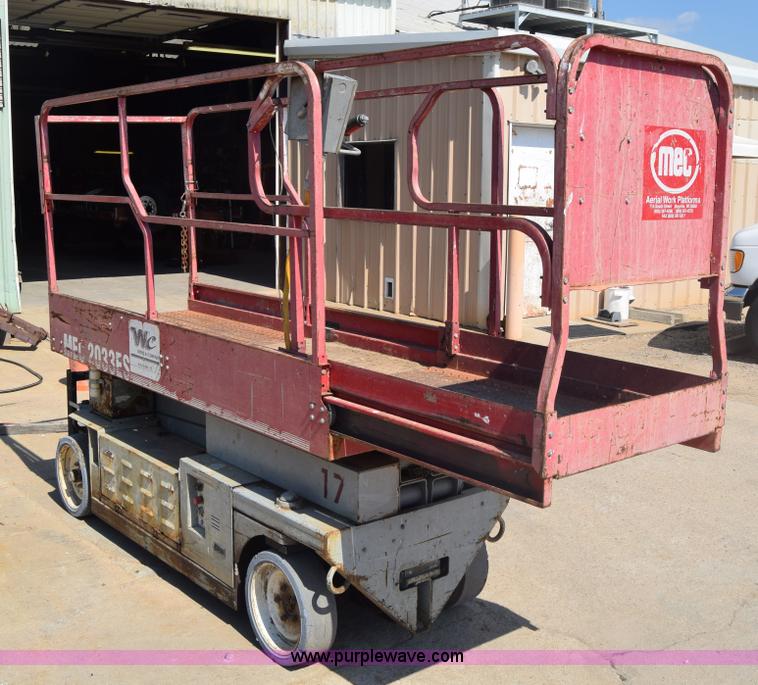 image for item J7231 Mec 2033ES scissor lift