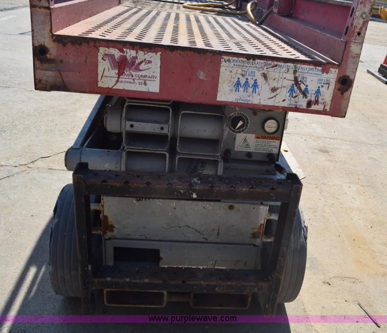image for item J7231 Mec 2033ES scissor lift