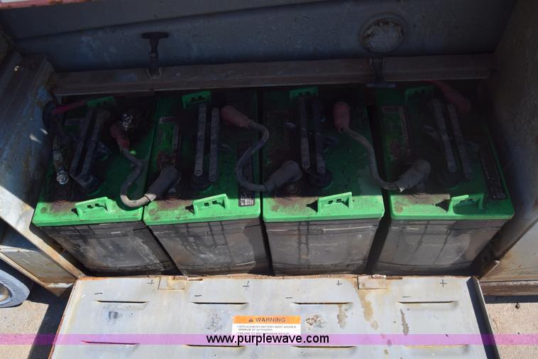 image for item J7231 Mec 2033ES scissor lift