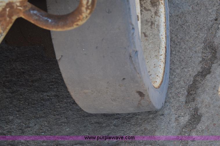 image for item J7231 Mec 2033ES scissor lift