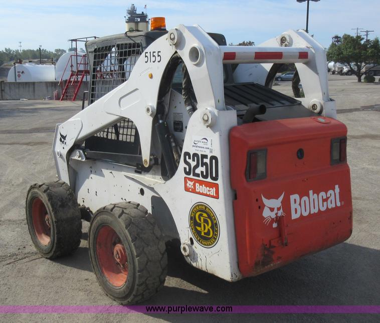 image for item J8659 2007 Bobcat S250 skid steer