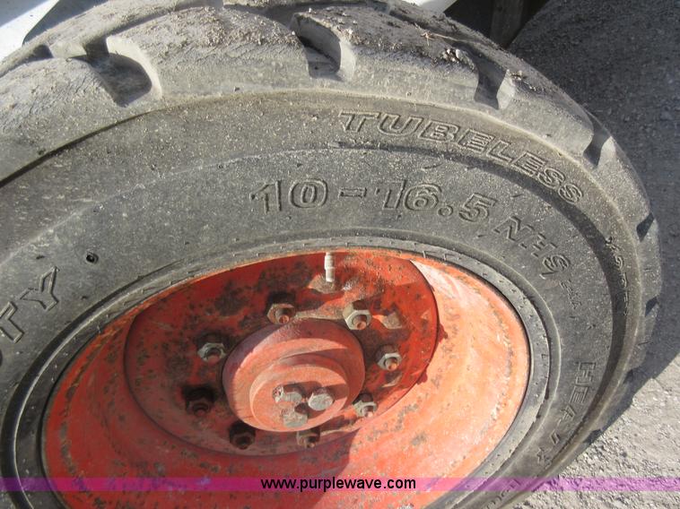 image for item J8659 2007 Bobcat S250 skid steer