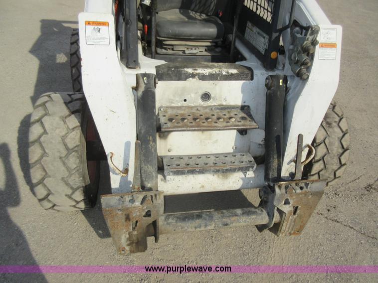 image for item J8659 2007 Bobcat S250 skid steer